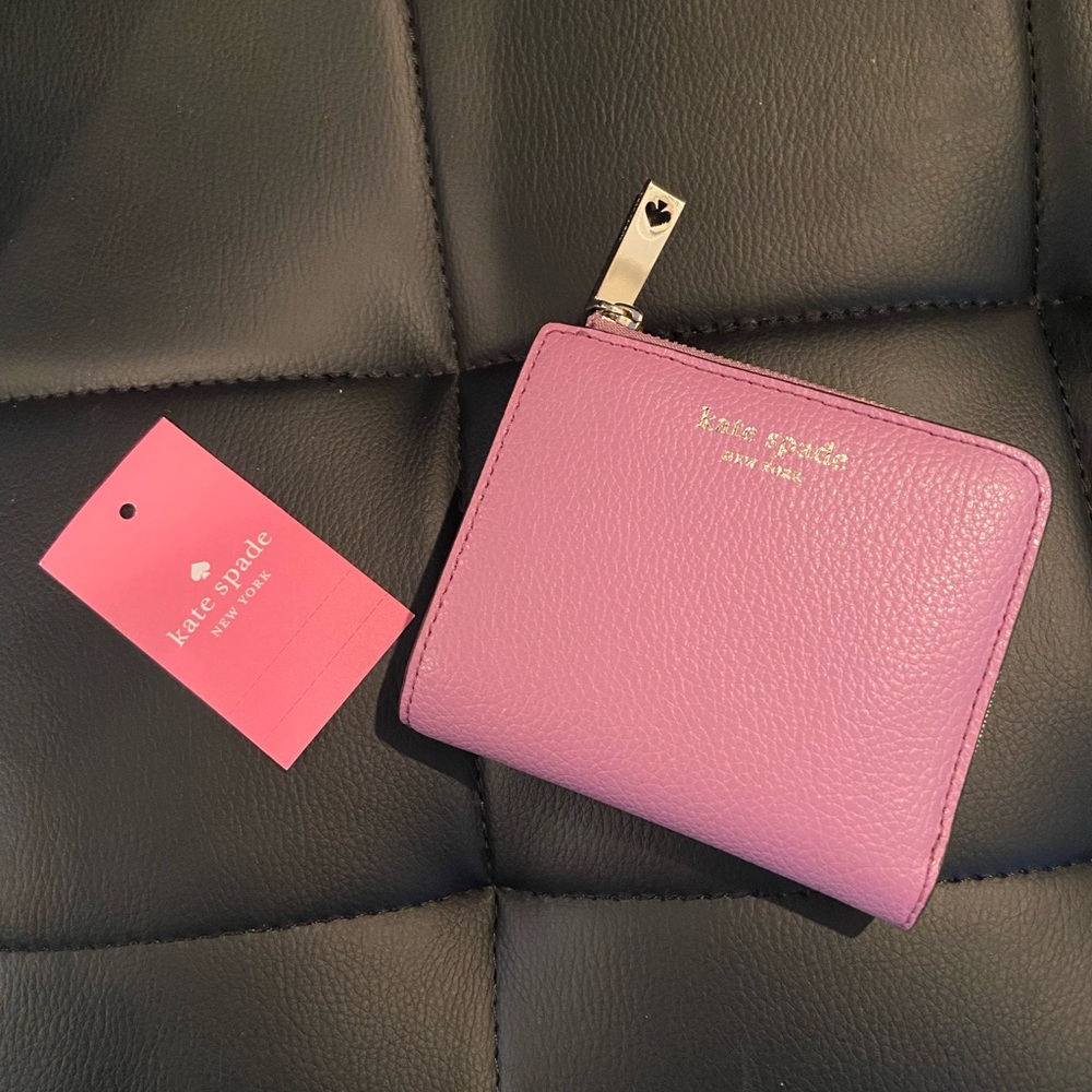 NEW Kate Spade pebbled leather wallet